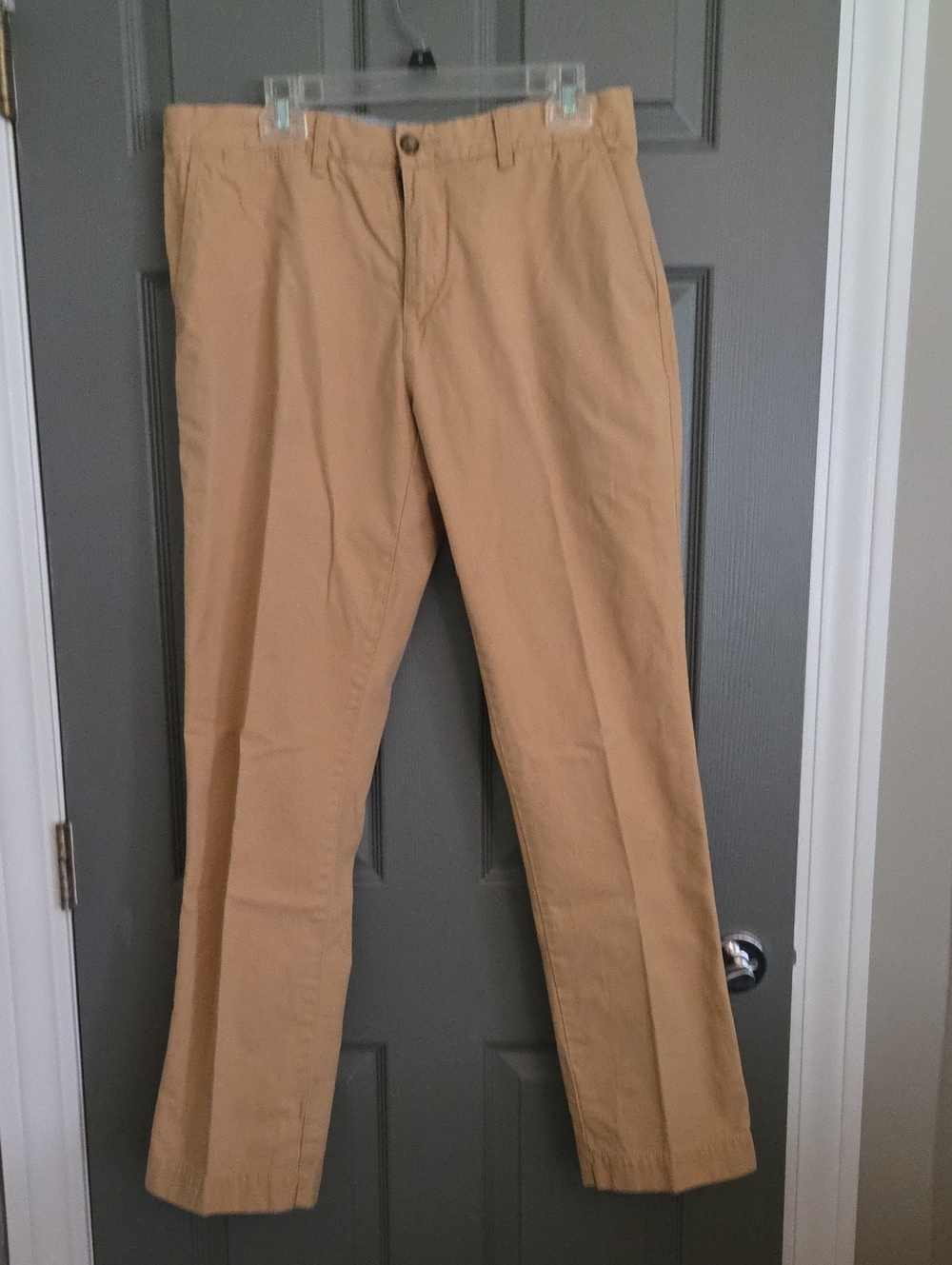 Tommy Hilfiger Men's Khaki Chino Pants - Tan